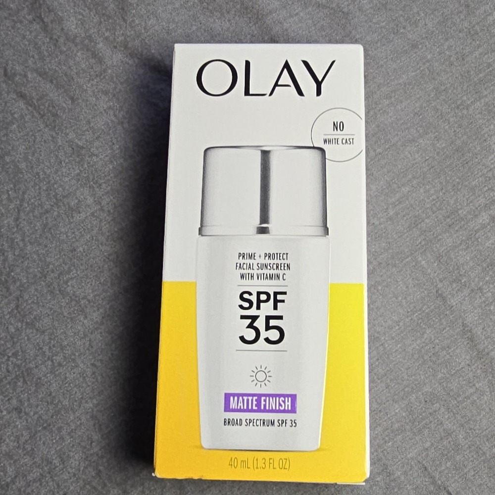 Olay Facial Sunscreen SPF 35 Unisex 1.3oz Matte Finish Vitamin C Prime Protect